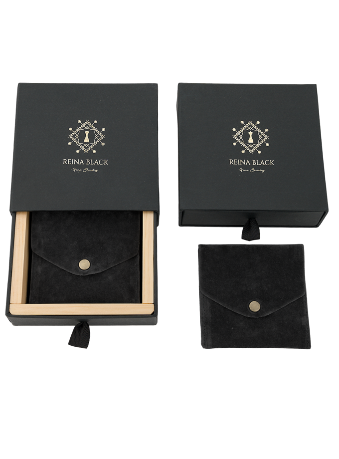 18k Gold Earrings with Freshwater Natural Pearl