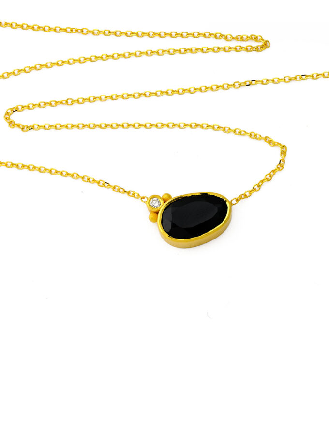 18k Gold Necklace with Natural Black Spinel and Diamond
