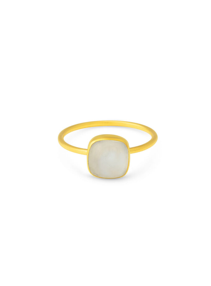 Natural moonstone cabochon Ring in 18k Solid Yellow Gold