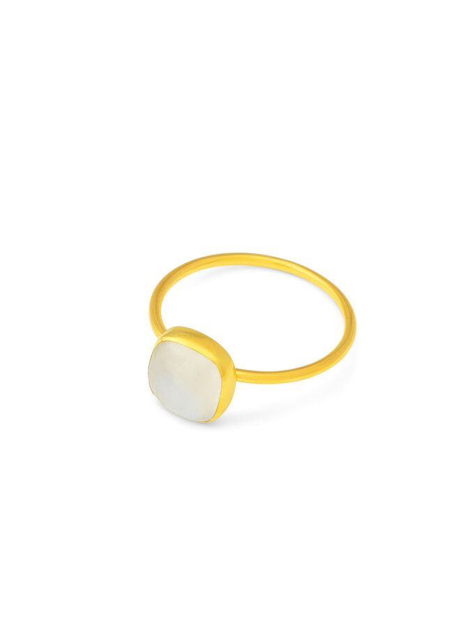 Natural moonstone cabochon Ring in 18k Solid Yellow Gold