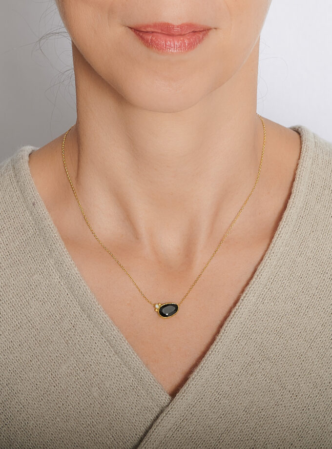 18k Gold Necklace with Natural Black Spinel and Diamond
